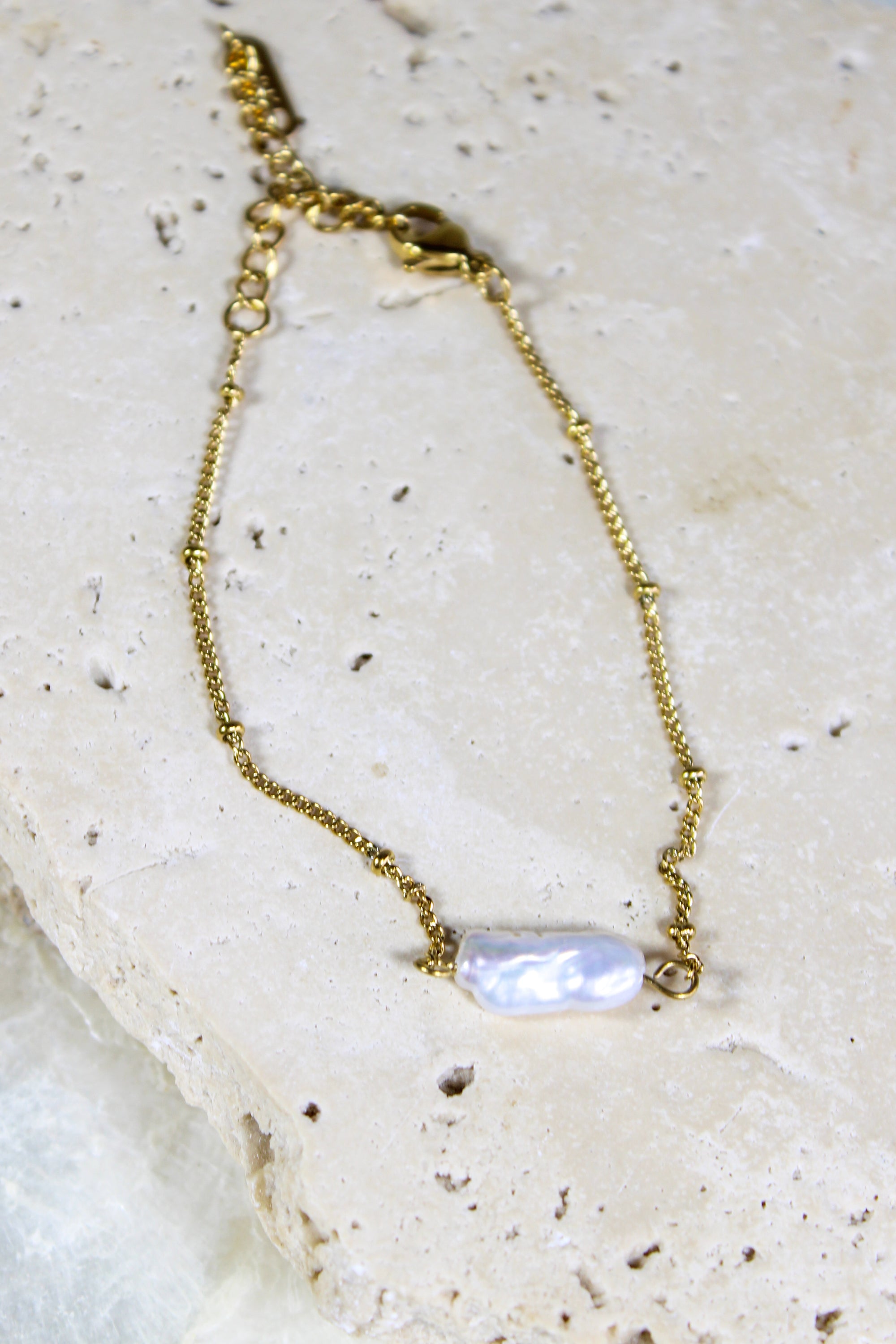 Elke Baroque Pearl Bracelet
