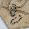 Flora Curvy Drop Earrings