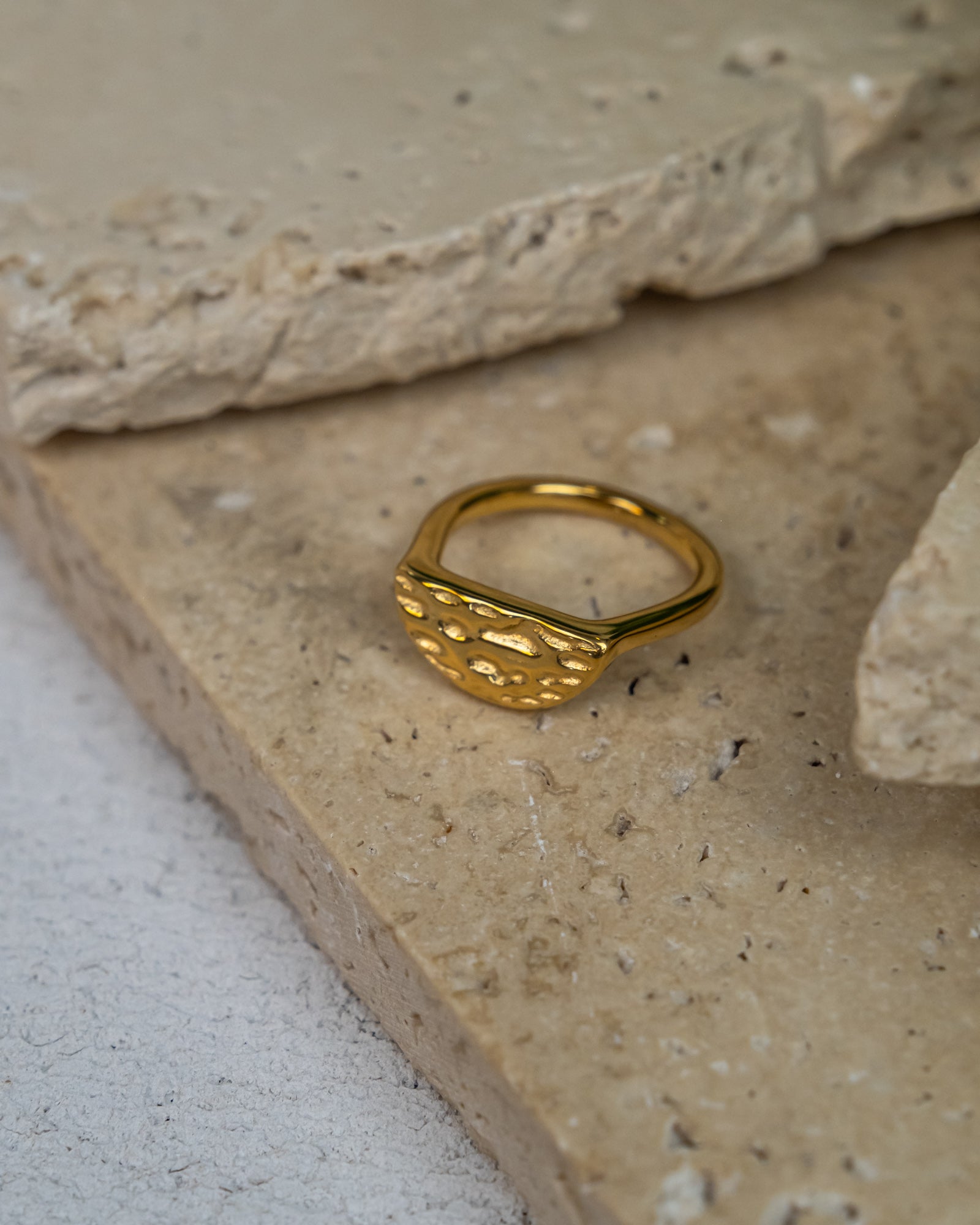 Lumina Ring