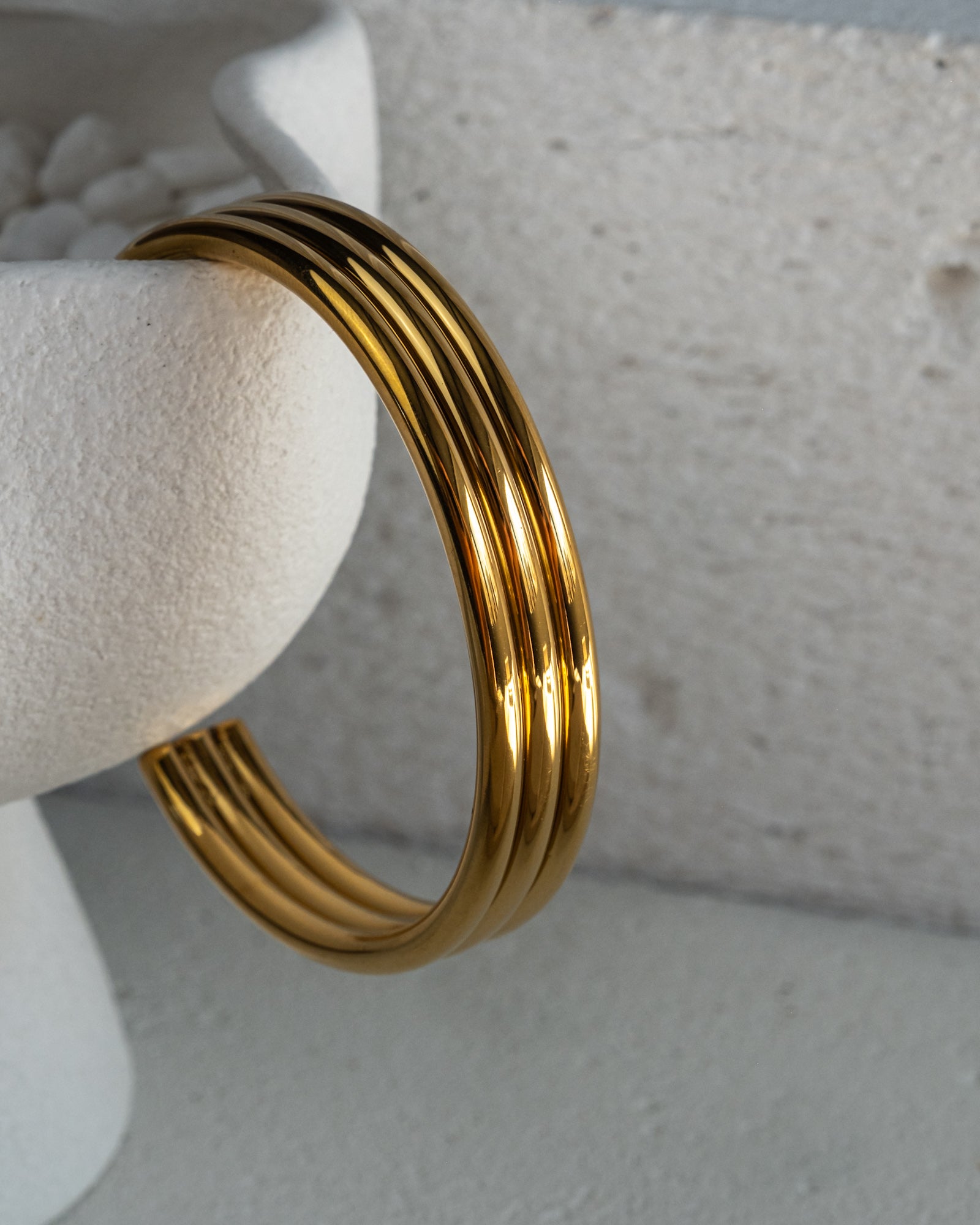 Nelia Gold Bracelet
