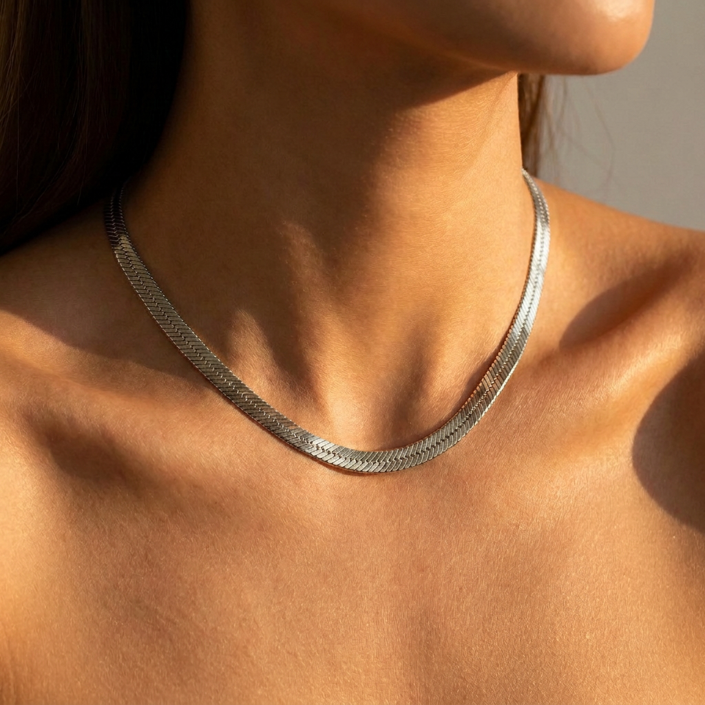 Eliza Herringbone Necklace
