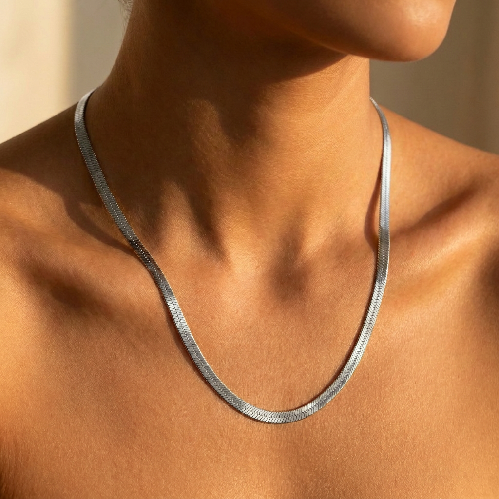 Eliza Herringbone Necklace